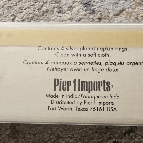 4 PIER 1 IMPORTS JEWELED SILVER PLATED ROUND NAPKIN RINGS - Picture 4 of 8